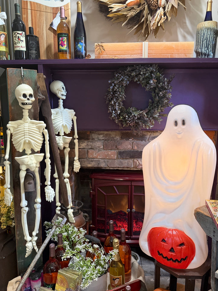 VV Halloween Ghost w Pumpkin Blow Mold - TPI -1991 - 33" H x 14"  W